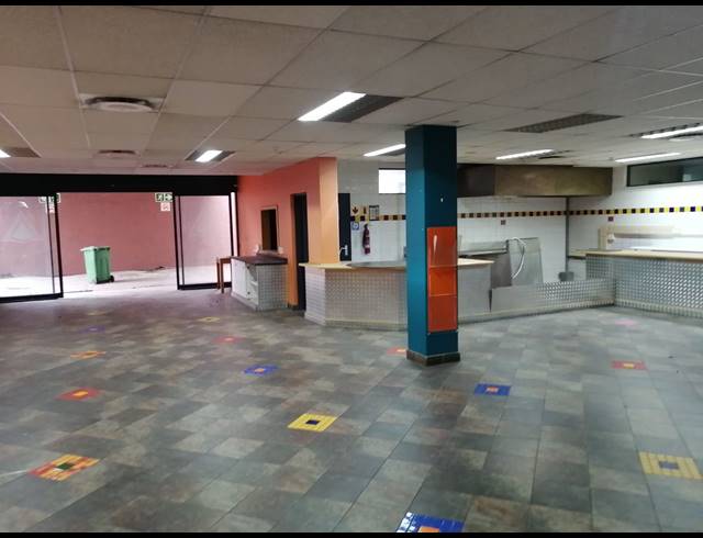 5,569M² OFFICE TO LET IN PINETOWN CENTRAL